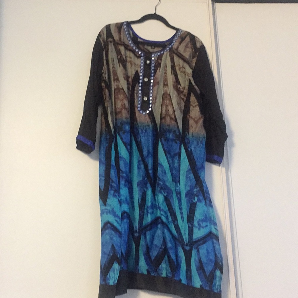 Dress\tunic